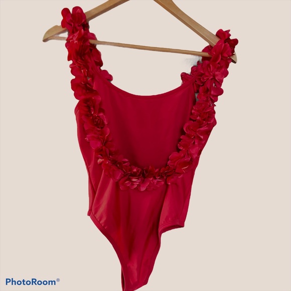 Red Lingerie - Picture 1 of 3